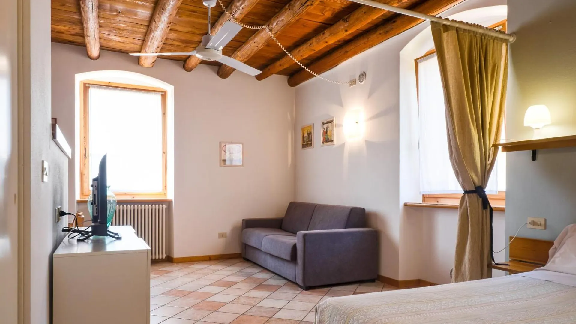 Agriturismo Le Ginestre Lazise 0*,
